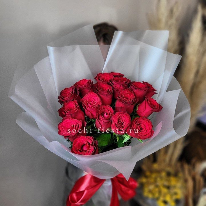 17 красных роз "Нет времени ждать" в Рыбинске