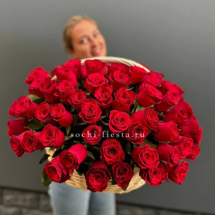 101 красная роза в корзине   в Рыбинске