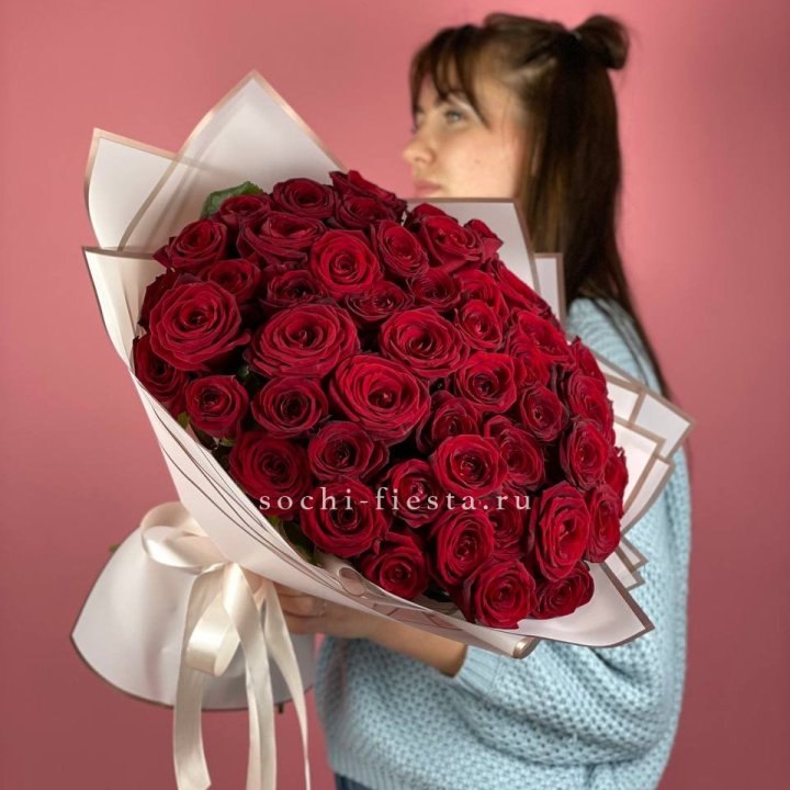 51 красная роза "Лавели" в Рыбинске