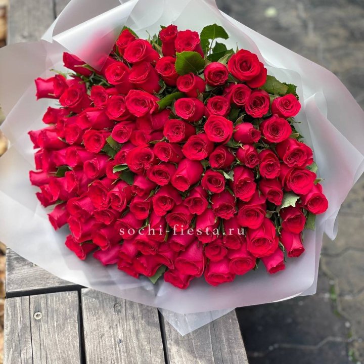 101 красная роза Лолита в Рыбинске