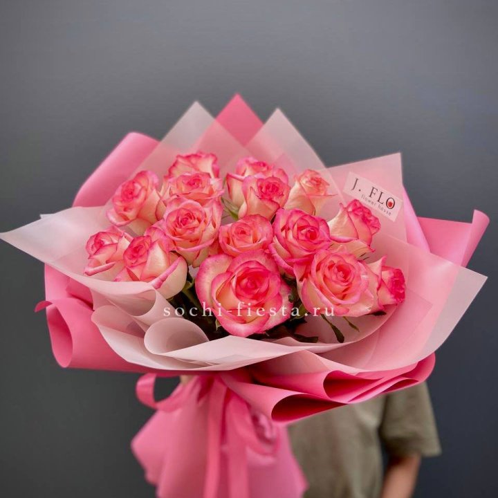 15 роз "Джумилия" в Рыбинске