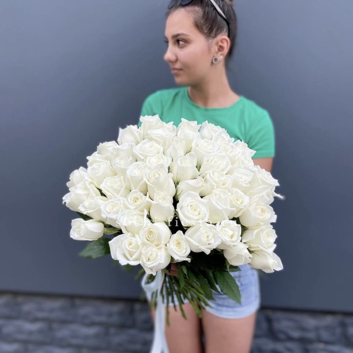 51 белая роза в Рыбинске