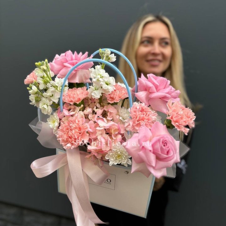 Сумочка "Бал цветов" в Рыбинске