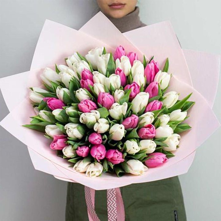 61 бело-розовый тюльпан в Рыбинске