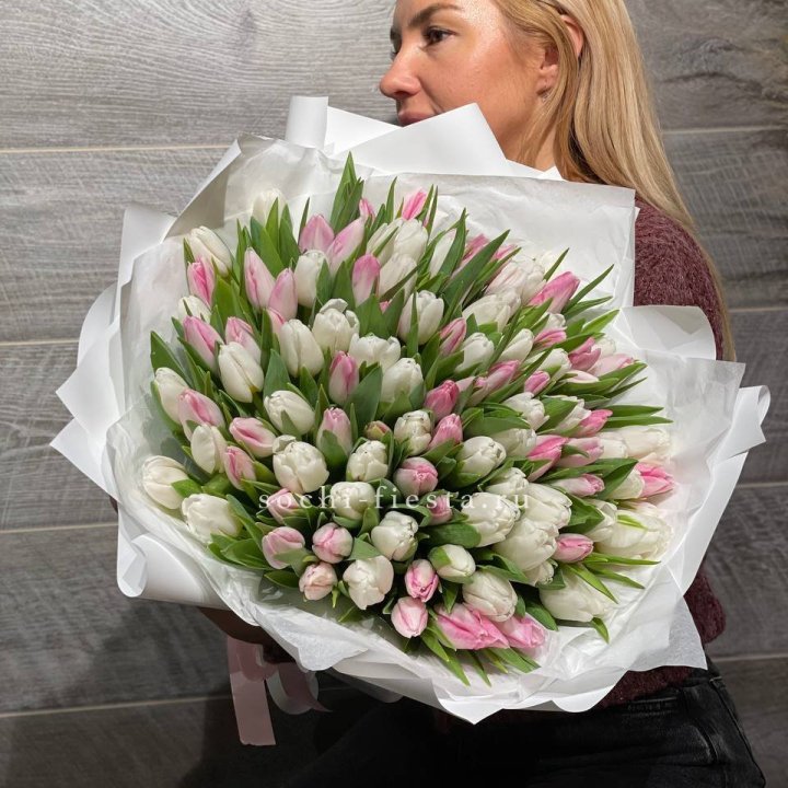 101 тюльпан нежный микс в Рыбинске