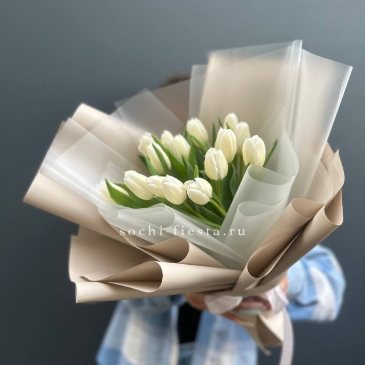 Букет из 15 белых тюльпанов в Рыбинске
