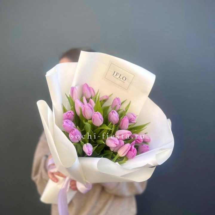 25 сиреневых тюльпанов в Рыбинске