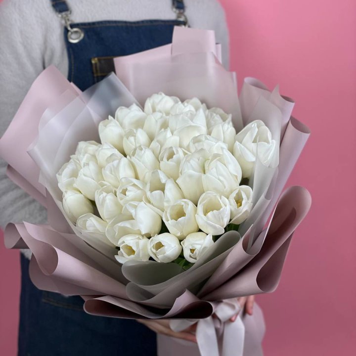 Букет белых тюльпанов "Пур-пур" в Рыбинске